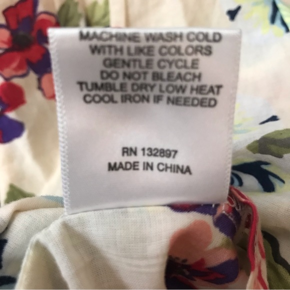 Jane and Delancey 100 % Cotton Floral Peplum Elastic Smocked Top Size S - Picture 9 of 12